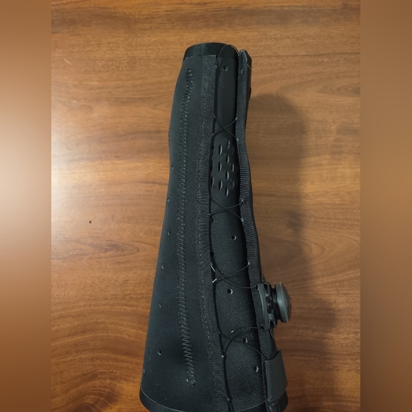 EXOS Boa Technology - Arm Wrist Brace - Left Arm MEDIUM Open Thumb - Picture 2 of 6